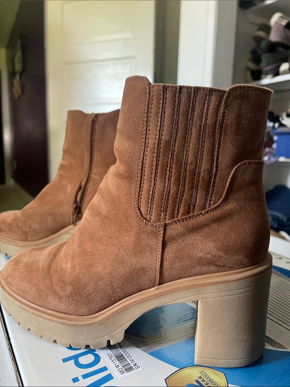 Universal Thread Brown Suede Platform Block Heel Ankle Boots
